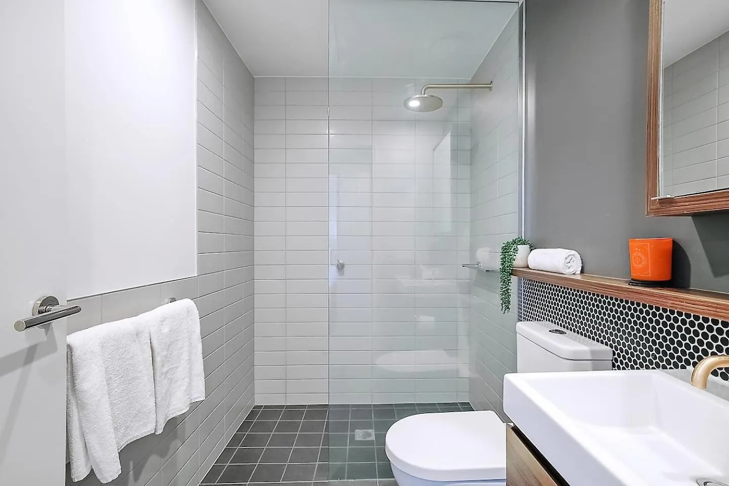 Above Brisbane King Suite With Rooftop Pool Deck Apartament